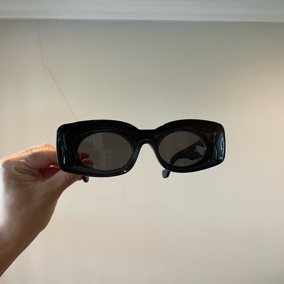 LOEWE
Black Paula's Ibiza Original Sunglasses - Picture 5 of 6